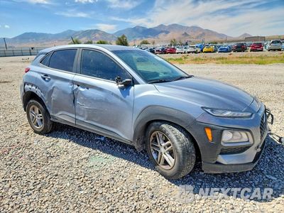 Czwarte zdjęcie samochodu z boku: 2018 HYUNDAI KONA SE VIN:KM8K1CAA4JU182693 - miniatura