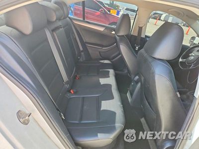 Zdjęcie 10 z 13 samochodu: 2015 VOLKSWAGEN JETTA TDI VIN:3VWLA7AJ5FM341729 - miniatura