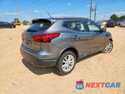 Trzecie zdjęcie samochodu z tyłu: 2018 NISSAN ROGUE SPORT SV VIN:JN1BJ1CR0JW252550 - miniatura