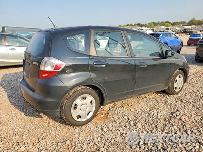 Trzecie zdjęcie samochodu z tyłu: 2013 HONDA FIT VIN:JHMGE8H38DC050399 - miniatura