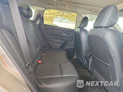 Zdjęcie 10 z 12 samochodu: 2025 NISSAN ROGUE PLATINUM VIN:JN8BT3DC1SW380153 - miniatura