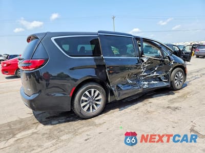 Trzecie zdjęcie samochodu z tyłu: 2022 CHRYSLER PACIFICA HYBRID TOURING L VIN:2C4RC1L72NR139508 - miniatura