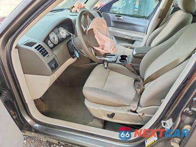 Zdjęcie 7 z 12 samochodu: 2008 CHRYSLER 300 LX VIN:2C3KA43R28H133605 - miniatura