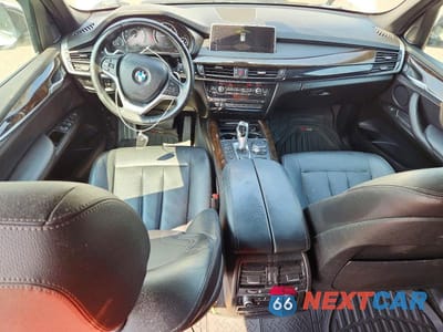 Zdjęcie 8 z 13 samochodu: 2018 BMW X5 XDR40E VIN:5UXKT0C56J0W01100 - miniatura