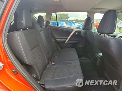 Zdjęcie 11 z 13 samochodu: 2016 TOYOTA RAV4 XLE VIN:2T3RFREV5GW476863 - miniatura