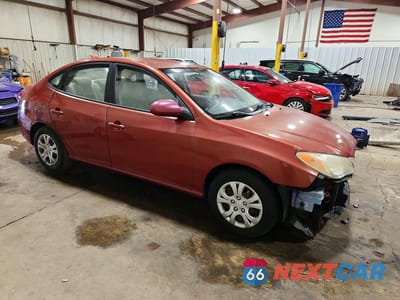 Czwarte zdjęcie samochodu z boku: 2009 HYUNDAI ELANTRA GLS VIN:KMHDU46D29U790216 - miniatura