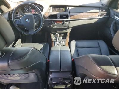Zdjęcie 8 z 13 samochodu: 2013 BMW X5 XDRIVE35I VIN:5UXZV4C53D0G51184 - miniatura