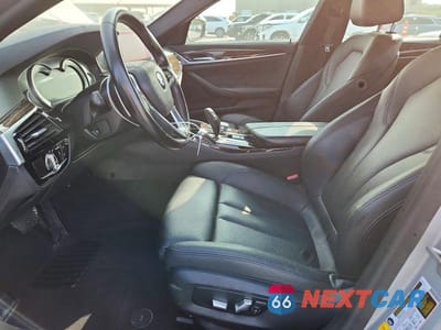 Zdjęcie 7 z 12 samochodu: 2019 BMW 530 I VIN:WBAJA5C59KBX49115 - miniatura