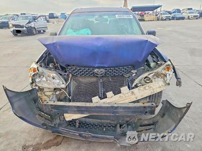 Piąte zdjęcie samochodu w środku: 2004 TOYOTA MATRIX XR VIN:2T1KR32E34C239529 - miniatura