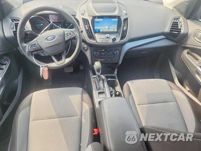 Zdjęcie 8 z 13 samochodu: 2019 FORD ESCAPE SE VIN:1FMCU0GD7KUA07416 - miniatura