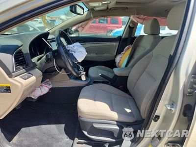 Zdjęcie 7 z 12 samochodu: 2018 HYUNDAI ELANTRA VALUE EDITION VIN:5NPD84LF4JH252131 - miniatura