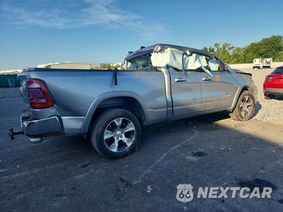 Trzecie zdjęcie samochodu z tyłu: 2019 RAM 1500 LARAMIE VIN:1C6SRFDT2KN795619 - miniatura
