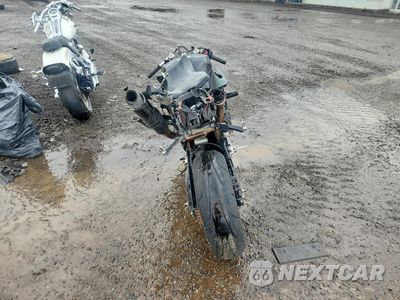 Czwarte zdjęcie samochodu z boku: 2011 YAMAHA YZFR1 VIN:JYARN23E1BA009536 - miniatura