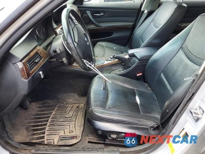 Zdjęcie 7 z 12 samochodu: 2009 BMW 328 XI VIN:WBAPK73509A449644 - miniatura