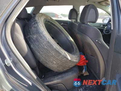 Zdjęcie 11 z 13 samochodu: 2017 HYUNDAI TUCSON SE VIN:KM8J33A44HU266166 - miniatura