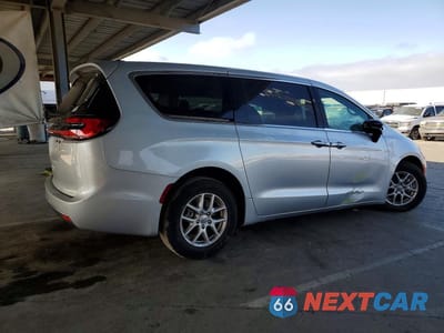 Trzecie zdjęcie samochodu z tyłu: 2024 CHRYSLER PACIFICA TOURING L VIN:2C4RC1BG9RR170326 - miniatura