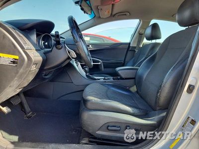 Zdjęcie 7 z 12 samochodu: 2012 HYUNDAI SONATA SE 2.0T VIN:5NPEC4AB1CH390487 - miniatura
