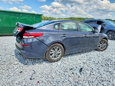Trzecie zdjęcie samochodu z tyłu: 2019 KIA OPTIMA LX VIN:5XXGT4L38KG285115 - miniatura