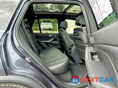 Zdjęcie 7 z 10 samochodu: 2019 BMW X5 XDRIVE40I VIN:5UXCR6C57KLL23006 - miniatura