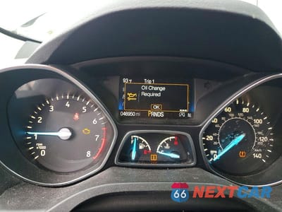 Zdjęcie 9 z 13 samochodu: 2019 FORD ESCAPE SE VIN:1FMCU9GD6KUA69359 - miniatura