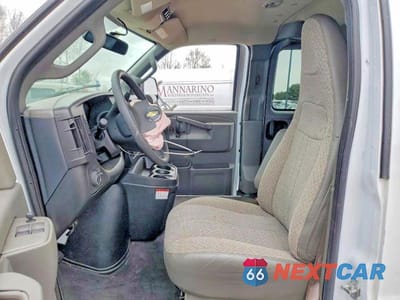 Zdjęcie 7 z 14 samochodu: 2023 CHEVROLET EXPRESS G3500 LS VIN:1GAZGNFP2P1151505 - miniatura