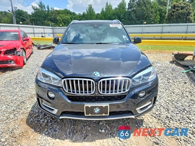 Piąte zdjęcie samochodu w środku: 2017 BMW X5 XDR40E VIN:5UXKT0C30H0V95612 - miniatura