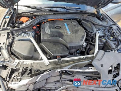 Zdjęcie 11 z 12 samochodu: 2019 BMW 5 SERIES 530XE VIN:WBAJB1C52KB376201 - miniatura
