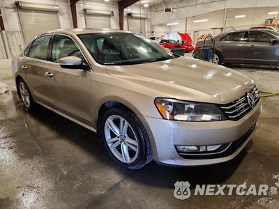 Czwarte zdjęcie samochodu z boku: 2015 VOLKSWAGEN PASSAT SEL VIN:1VWCS7A32FC075229 - miniatura