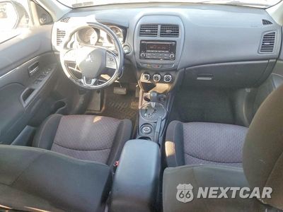 Zdjęcie 8 z 13 samochodu: 2017 MITSUBISHI OUTLANDER SPORT ES VIN:JA4AR3AU1HZ012009 - miniatura