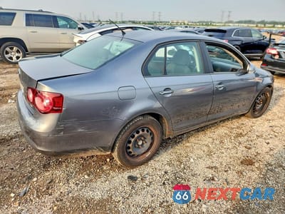 Trzecie zdjęcie samochodu z tyłu: 2009 VOLKSWAGEN JETTA S VIN:3VWJM71K49M128041 - miniatura