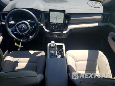 Zdjęcie 8 z 13 samochodu: 2025 VOLVO XC90 PLUS VIN:YV4062PB2S1380857 - miniatura