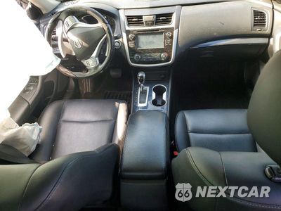 Zdjęcie 8 z 12 samochodu: 2018 NISSAN ALTIMA 2.5 SR VIN:1N4AL3AP2JC270636 - miniatura