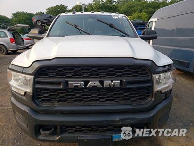 Piąte zdjęcie samochodu w środku: 2021 RAM 3500 VIN:3C7WRTAL5MG604254 - miniatura