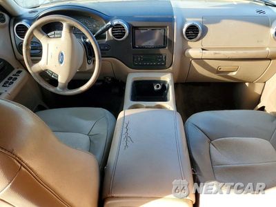 Zdjęcie 8 z 14 samochodu: 2004 FORD EXPEDITION EDDIE BAUER VIN:1FMPU17LX4LB61965 - miniatura
