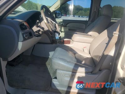Zdjęcie 7 z 13 samochodu: 2012 CHEVROLET TAHOE C1500 LTZ VIN:1GNSCCE09CR122762 - miniatura