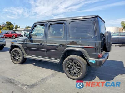 Drugie zdjęcie samochodu z przodu: 2025 MERCEDES-BENZ G 580E VIN:W1NWM0AB3SX025735 - miniatura