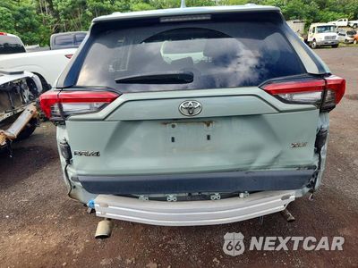 Zdjęcie 6 z 13 samochodu: 2020 TOYOTA RAV4 XLE VIN:JTMW1RFV5LD058648 - miniatura