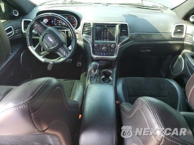 Zdjęcie 15 z 26 samochodu: 2018 JEEP GRAND CHEROKEE SRT-8 VIN:1C4RJFDJ3JC256594 - miniatura