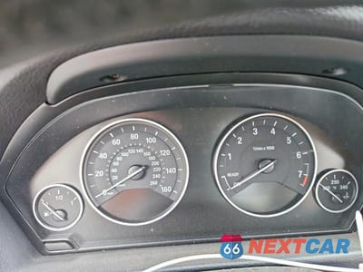 Zdjęcie 9 z 12 samochodu: 2017 BMW 340 XI VIN:WBA8B7G58HNU37151 - miniatura