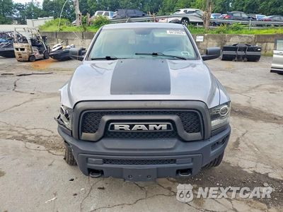 Piąte zdjęcie samochodu w środku: 2019 RAM 1500 CLASSIC SLT VIN:1C6RR7GG1KS700195 - miniatura