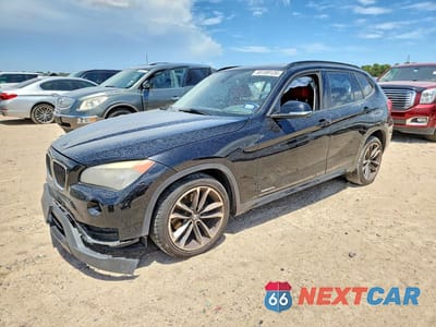 2013 BMW X1 SDRIVE28I WBAVM1C56DVW43983 - główne zdjęcie licytacji z USA - miniatura