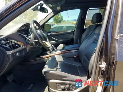 Zdjęcie 7 z 13 samochodu: 2011 BMW X5 XDRIVE50I VIN:5UXZV8C55BL418892 - miniatura