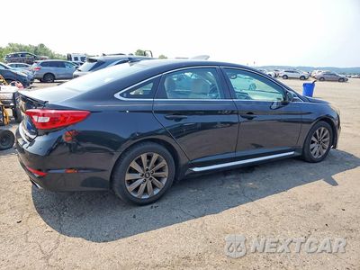 Trzecie zdjęcie samochodu z tyłu: 2016 HYUNDAI SONATA SPORT VIN:5NPE34AF8GH433392 - miniatura