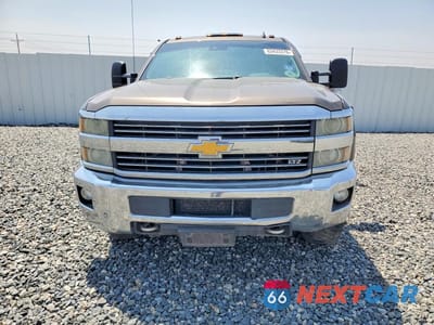Piąte zdjęcie samochodu w środku: 2015 CHEVROLET SILVERADO K3500 LTZ VIN:1GC4K0E89FF157736 - miniatura