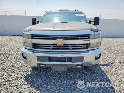 Piąte zdjęcie samochodu w środku: 2015 CHEVROLET SILVERADO K3500 LTZ VIN:1GC4K0E89FF157736 - miniatura