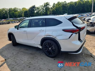 Drugie zdjęcie samochodu z przodu: 2025 TOYOTA HIGHLANDER XSE VIN:5TDKDRBH3SS580333 - miniatura