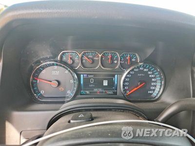 Zdjęcie 9 z 13 samochodu: 2019 CHEVROLET SUBURBAN K1500 LT VIN:1GNSKHKC3KR408801 - miniatura