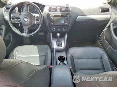 Zdjęcie 8 z 12 samochodu: 2012 VOLKSWAGEN JETTA TDI VIN:3VWLL7AJ4CM390796 - miniatura