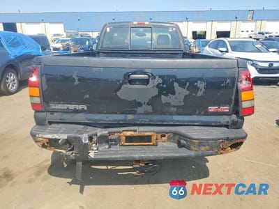 Zdjęcie 6 z 12 samochodu: 2004 GMC NEW SIERRA C1500 VIN:1GTEC14V24Z262371 - miniatura