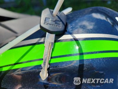 Zdjęcie 8 z 9 samochodu: 2016 KAWASAKI EX B VIN:JKAEX8B19GDA30720 - miniatura